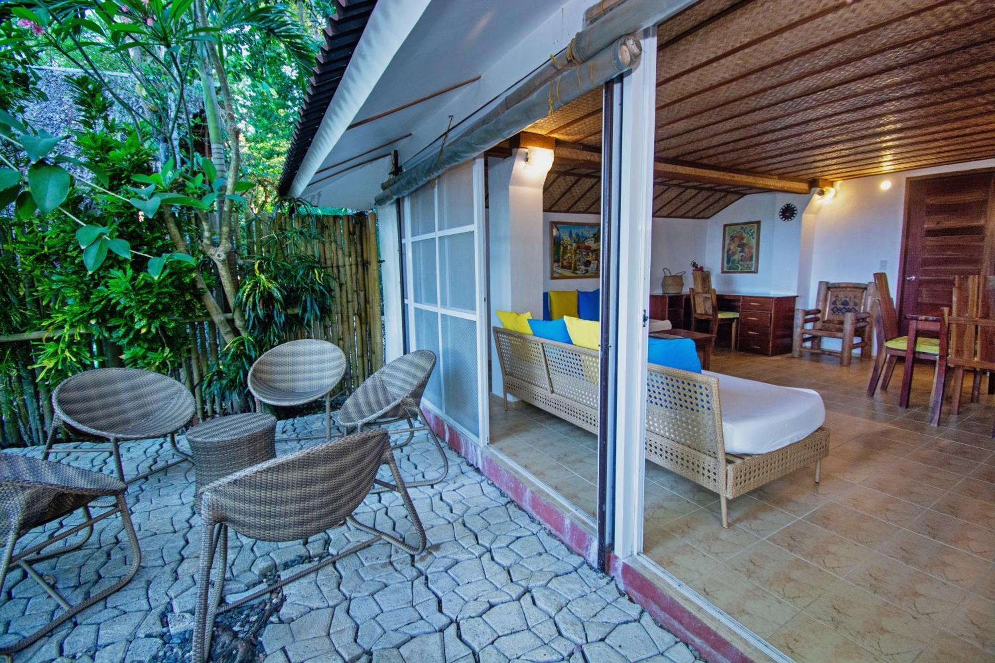 Resort Ralph's Place